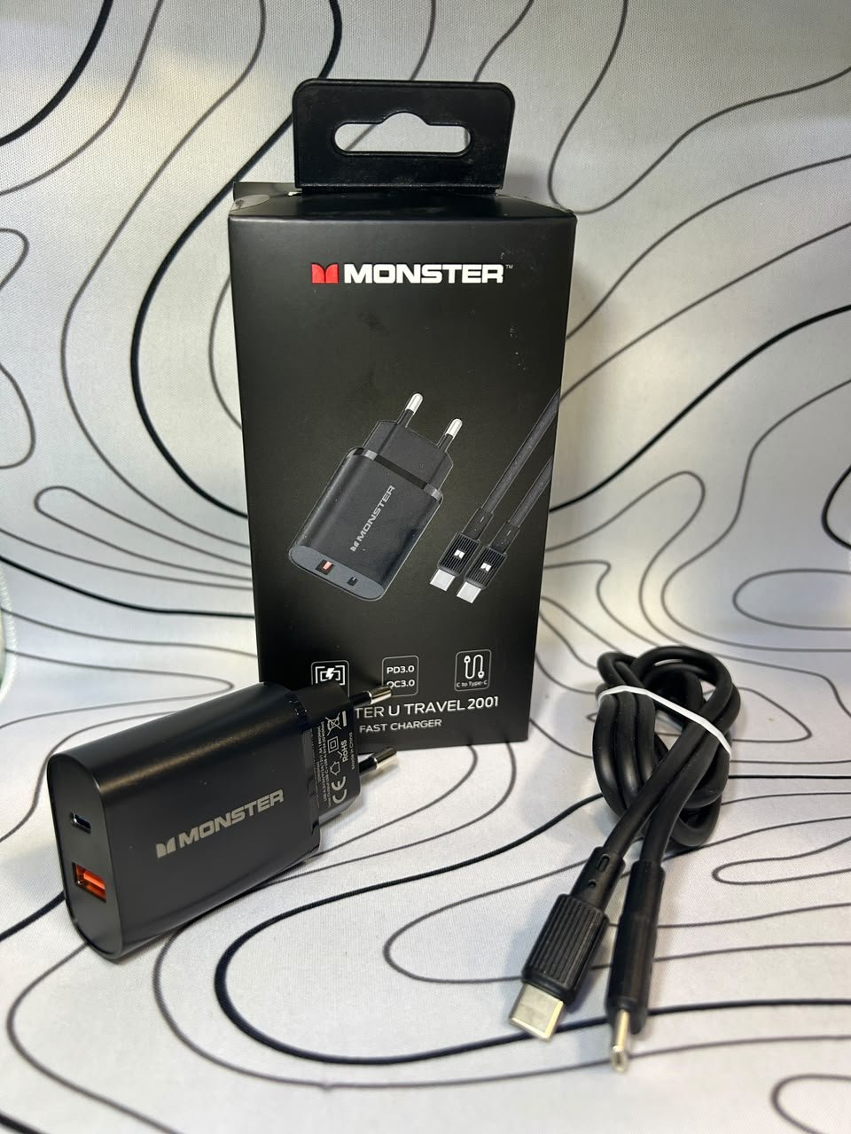 Monster U Travel 2001 Fast Charger 20W